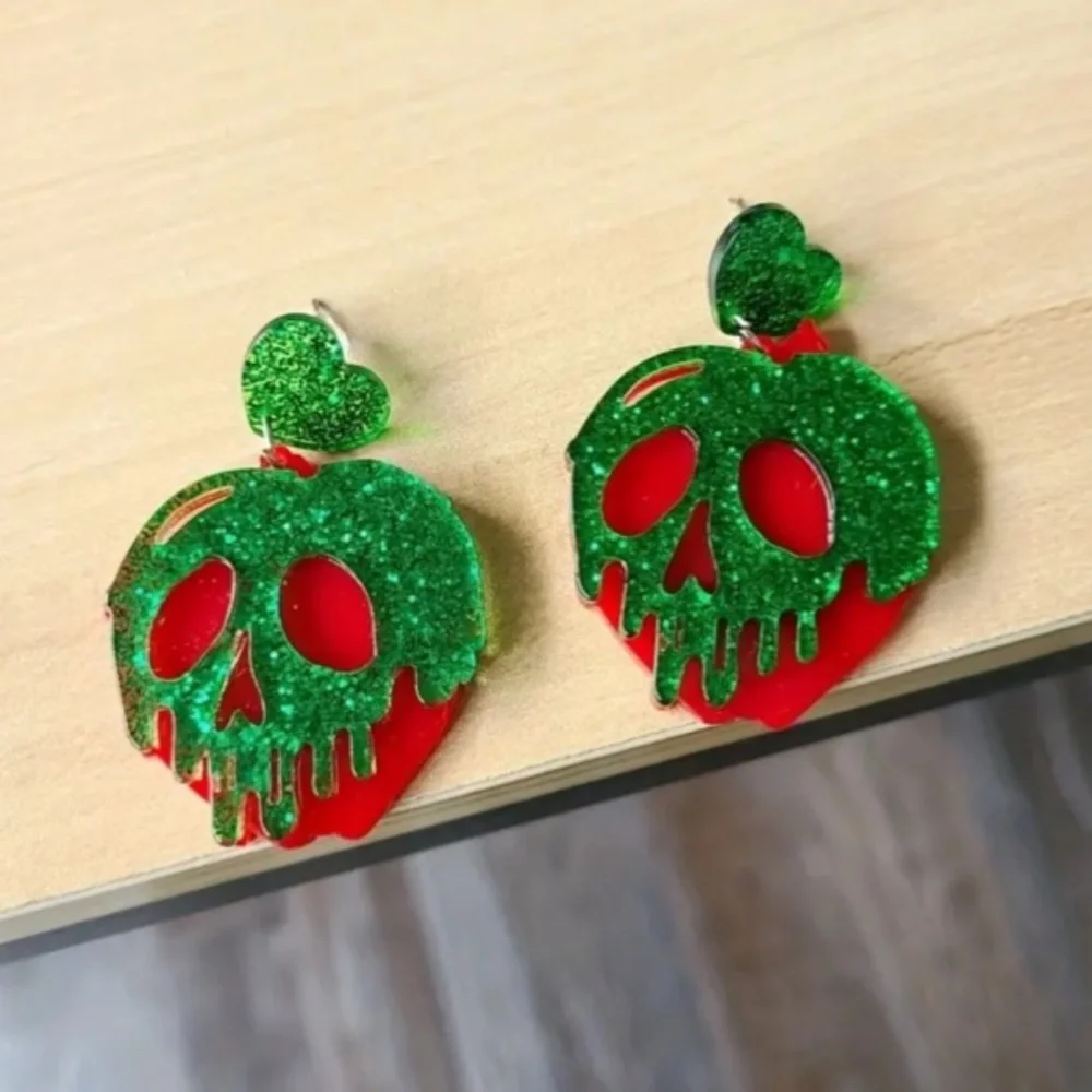 NWT! Disney Snow White Poison Apple Acrylic Pierced Dangle Earrings!